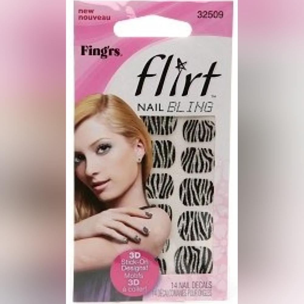 Fingers glirt Nail Bling 3D stick on design